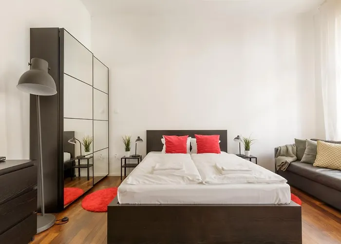 Red Dot Two - New Unit In The Heart Of Party Town